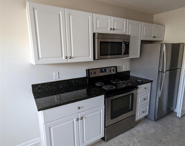 72 Windwood Drive - Photo Thumbnail 2