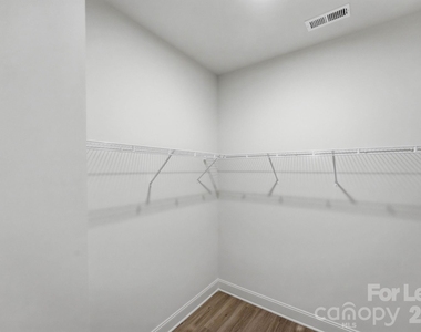 645 Brookwood Street - Photo Thumbnail 14