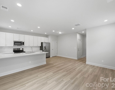 645 Brookwood Street - Photo Thumbnail 5