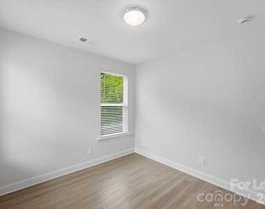 645 Brookwood Street - Photo Thumbnail 19