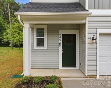 645 Brookwood Street - Photo Thumbnail 2