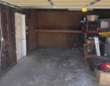 549 N Niagara - Photo Thumbnail 21