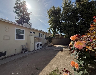 549 N Niagara - Photo Thumbnail 15