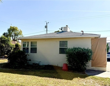549 N Niagara - Photo Thumbnail 19