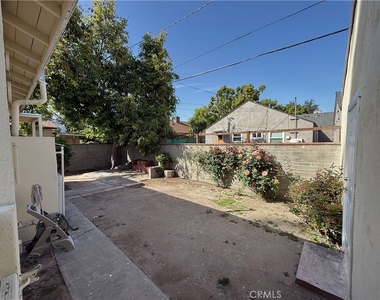 549 N Niagara - Photo Thumbnail 14