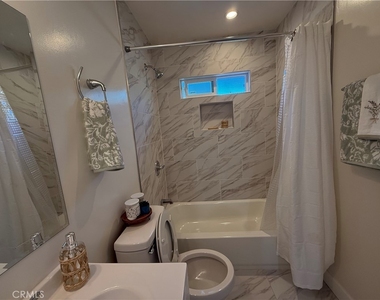 549 N Niagara - Photo Thumbnail 1