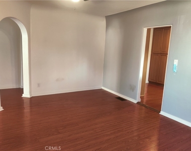 853 N Zeyn - Photo Thumbnail 13