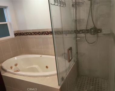 853 N Zeyn - Photo Thumbnail 11