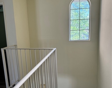 100 S Chapel - Photo Thumbnail 18