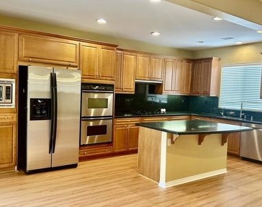 361 Cottages Court - Photo Thumbnail 7