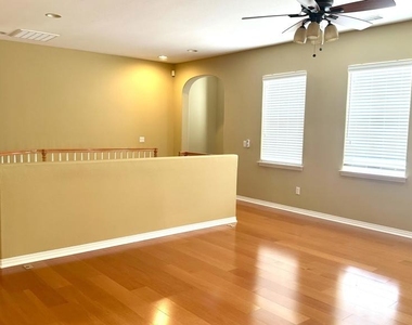 361 Cottages Court - Photo Thumbnail 12