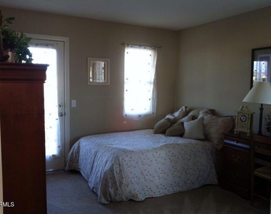 5351 Davidson Drive - Photo Thumbnail 2