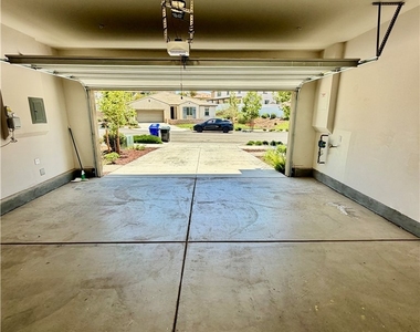 2755 Arches Court - Photo Thumbnail 20