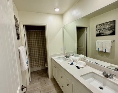 2755 Arches Court - Photo Thumbnail 12