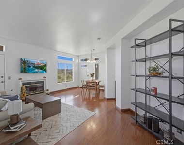 7254 Shoreline Drive - Photo Thumbnail 5