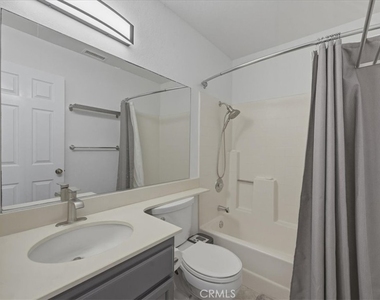 7254 Shoreline Drive - Photo Thumbnail 13
