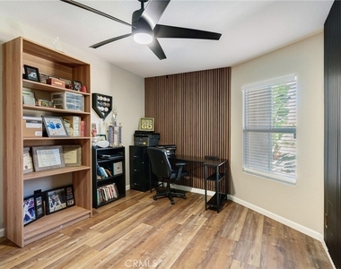 25349 Silverwood - Photo Thumbnail 32