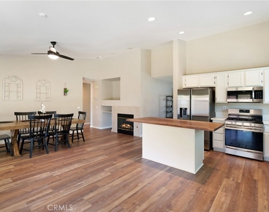 25349 Silverwood - Photo Thumbnail 17