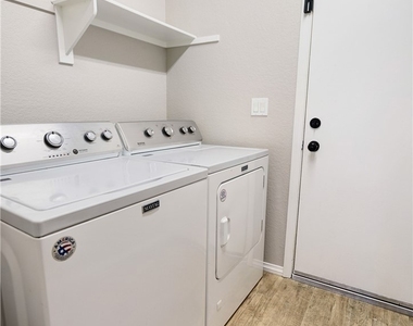 25349 Silverwood - Photo Thumbnail 37