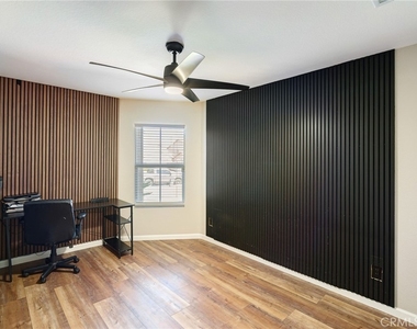 25349 Silverwood - Photo Thumbnail 31