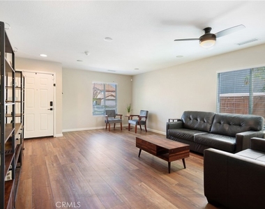 25349 Silverwood - Photo Thumbnail 8