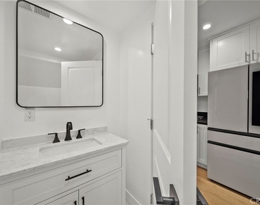 11488 Burbank - Photo Thumbnail 13