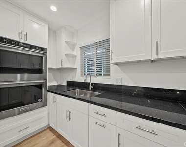 11488 Burbank - Photo Thumbnail 12