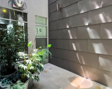 13320 Beach Avenue - Photo Thumbnail 23