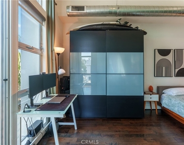 13320 Beach Avenue - Photo Thumbnail 14