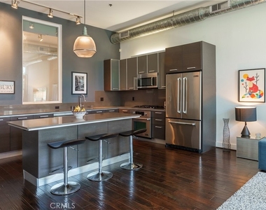 13320 Beach Avenue - Photo Thumbnail 4