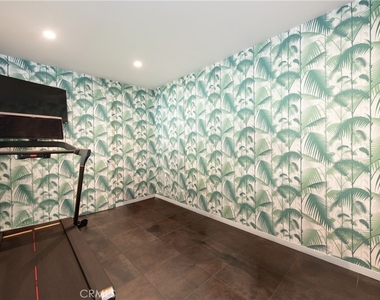 15626 Royal Ridge - Photo Thumbnail 16