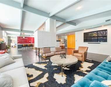 15626 Royal Ridge - Photo Thumbnail 8