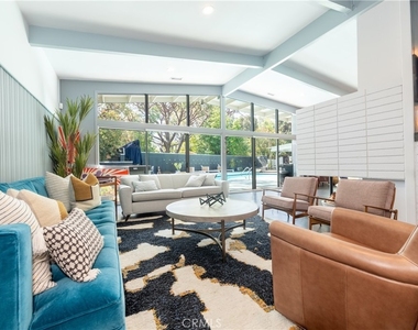 15626 Royal Ridge - Photo Thumbnail 7