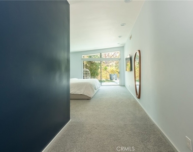 15626 Royal Ridge - Photo Thumbnail 18