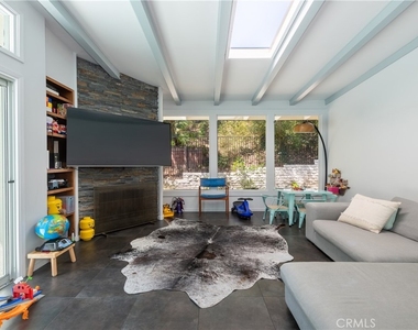 15626 Royal Ridge - Photo Thumbnail 14