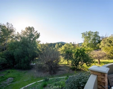 24361 Mulholland Highway - Photo Thumbnail 32