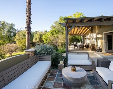 24361 Mulholland Highway - Photo Thumbnail 30