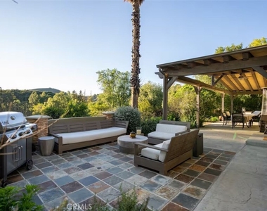24361 Mulholland Highway - Photo Thumbnail 29