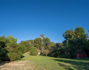24361 Mulholland Highway - Photo Thumbnail 34