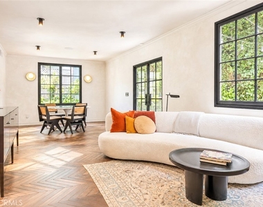 5531 Red Oak - Photo Thumbnail 6