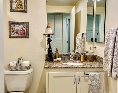 21301 Erwin Street - Photo Thumbnail 20