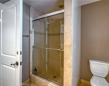 4414 Park Mallorca - Photo Thumbnail 23