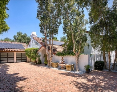 4414 Park Mallorca - Photo Thumbnail 3