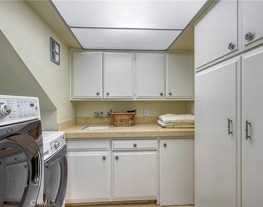 4414 Park Mallorca - Photo Thumbnail 24