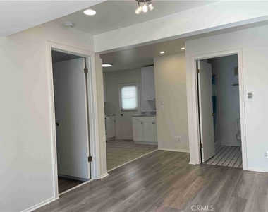 224 Bayview - Photo Thumbnail 2