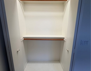 224 Bayview - Photo Thumbnail 6