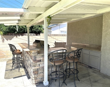 1420 E Lomita - Photo Thumbnail 14