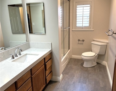 1420 E Lomita - Photo Thumbnail 7