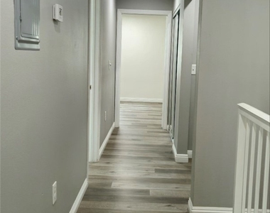 12306 Valley View - Photo Thumbnail 16