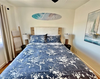 409 Arenoso Lane - Photo Thumbnail 32